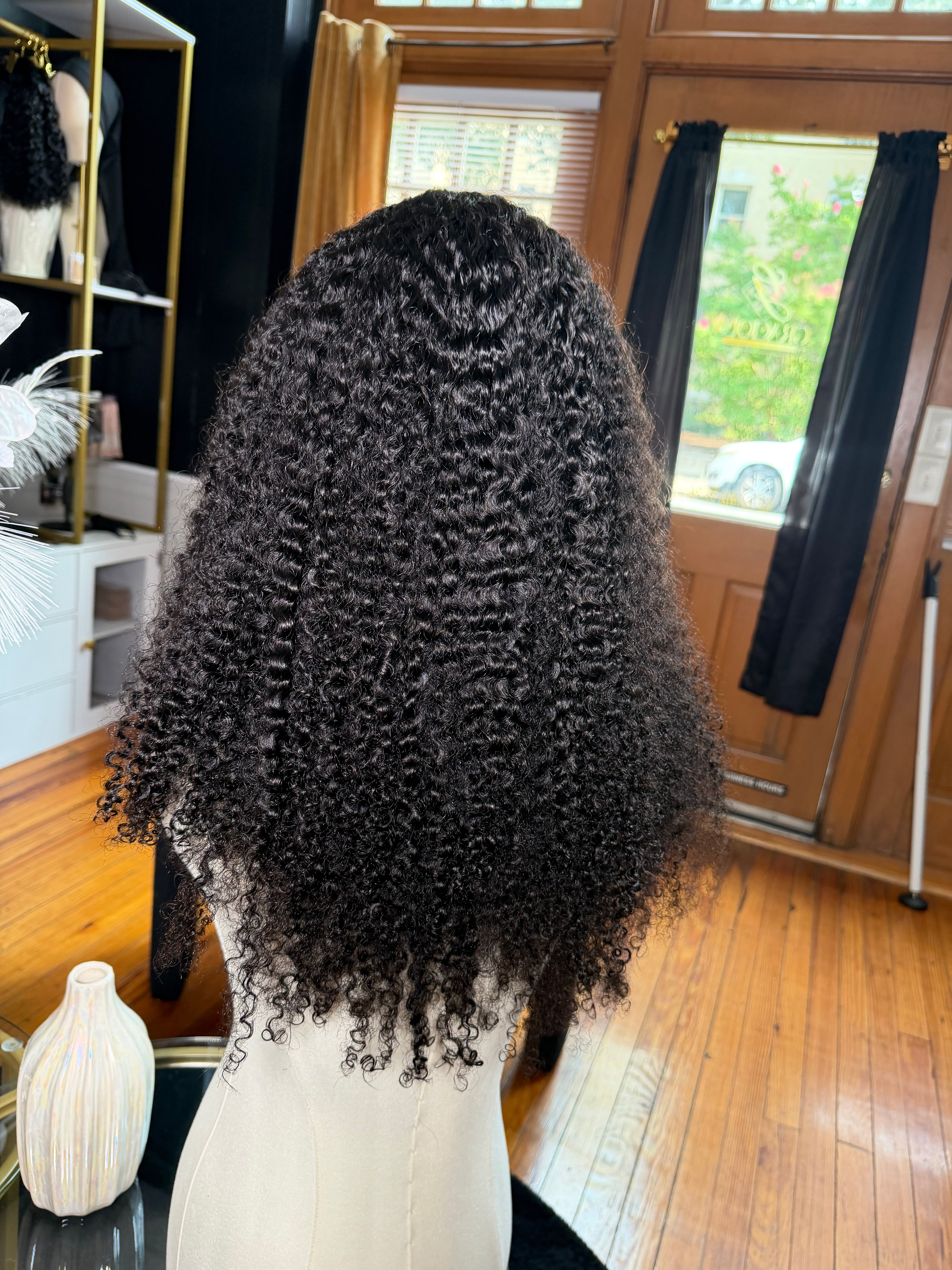 Royal Kinks U-Part Wig 16 inch 180% Density(Adjustable cap with drawstring and combs) - Styled By Zahna